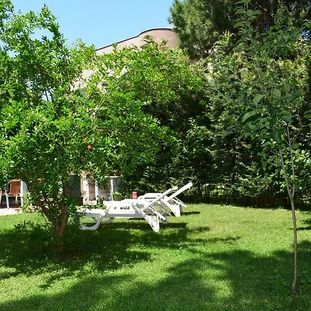 Vacation With Garden 311 Holiday home Golem (Tirana)